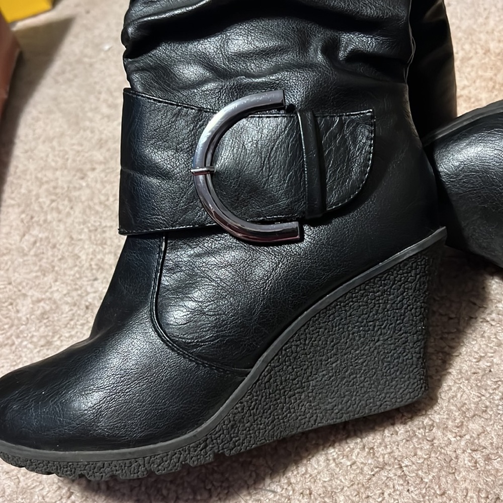 Winter boot - Picture 2 of 3